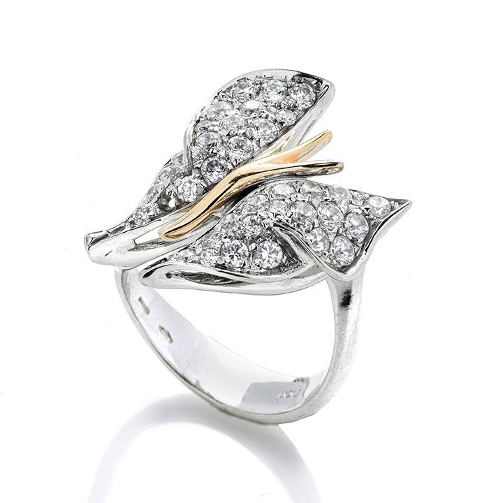 Anello in Oro Bianco, Oro Giallo e Diamanti