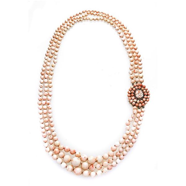 Necklace in light pink coral and yellow gold