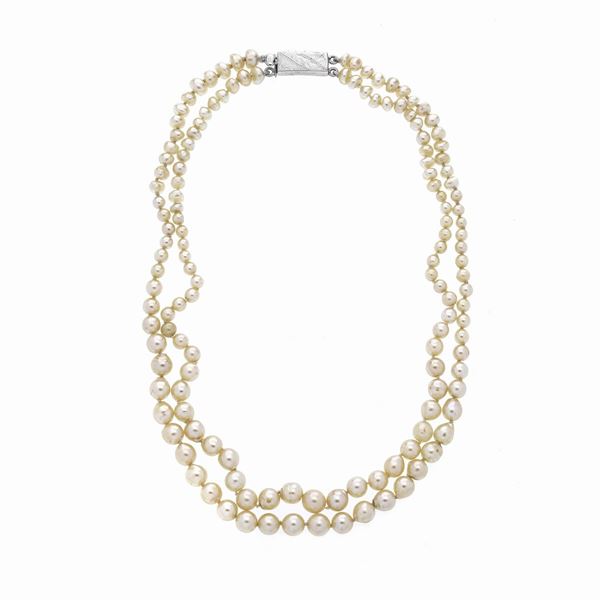 Necklace in pearl and white gold