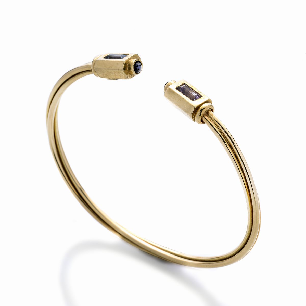 Bracciale rigido in oro giallo e quarzi colorati