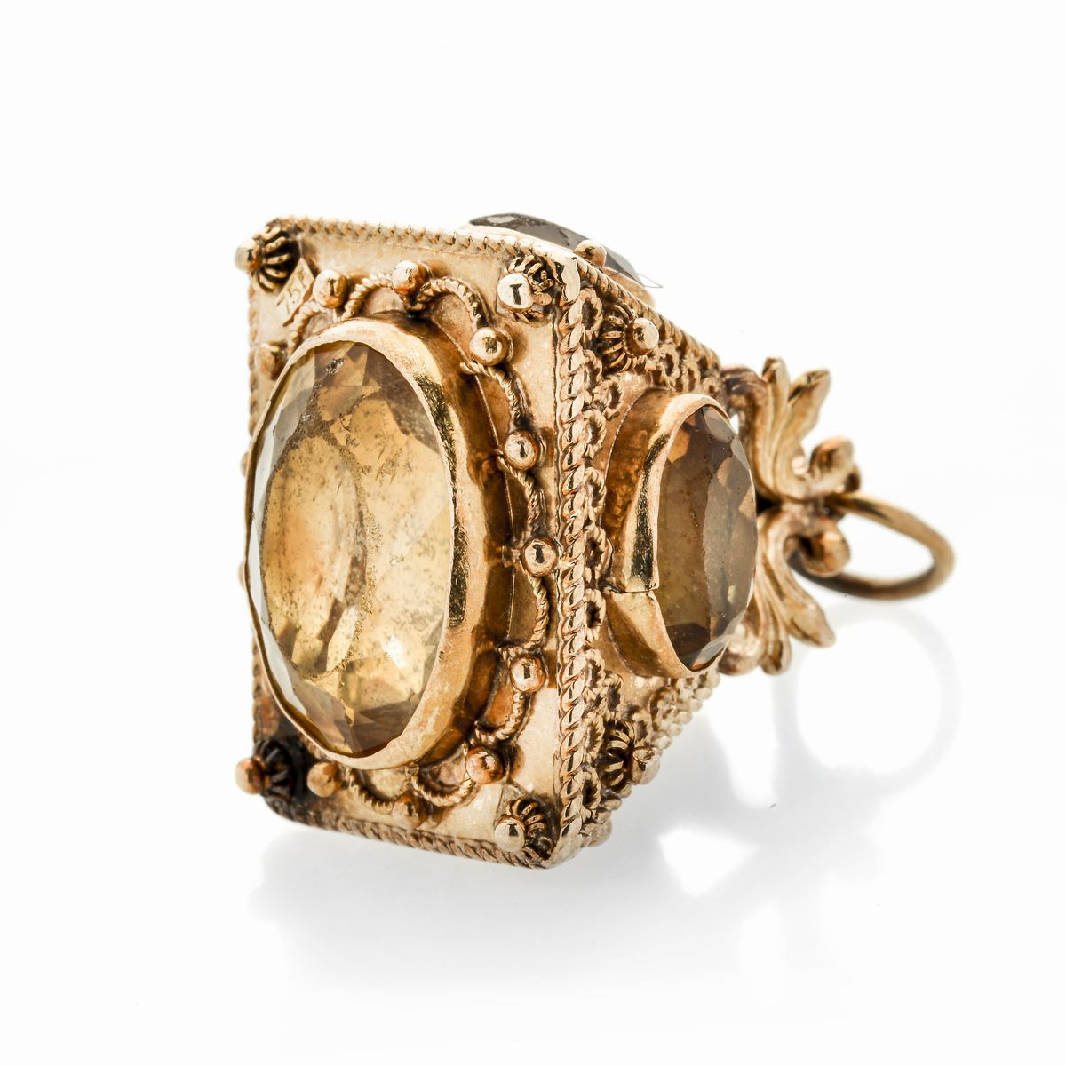 Grande pendente in oro giallo e pietre semipreziose