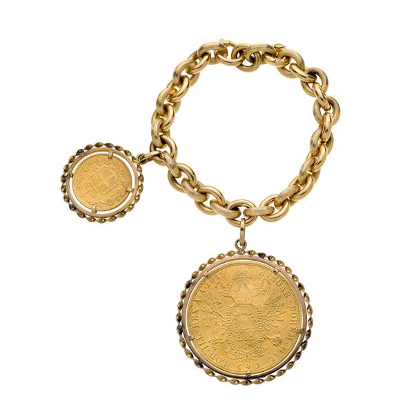 Bracelet in yellow gold and gold coins