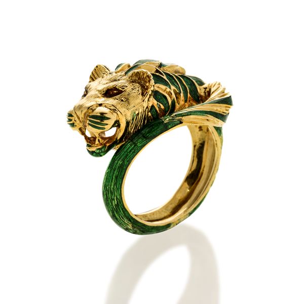 Lion ring in yellow gold and colored enamels