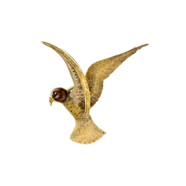 Eagle brooch in low title gold, yellow gold and colored enamels