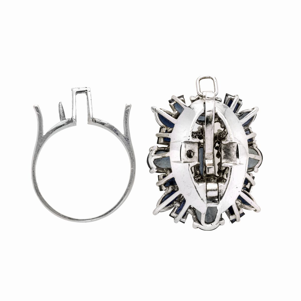 Anello in oro bianco, diamanti e zaffiri