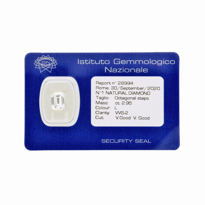 Diamante taglio ottagonale a gradini per ct 2.95
