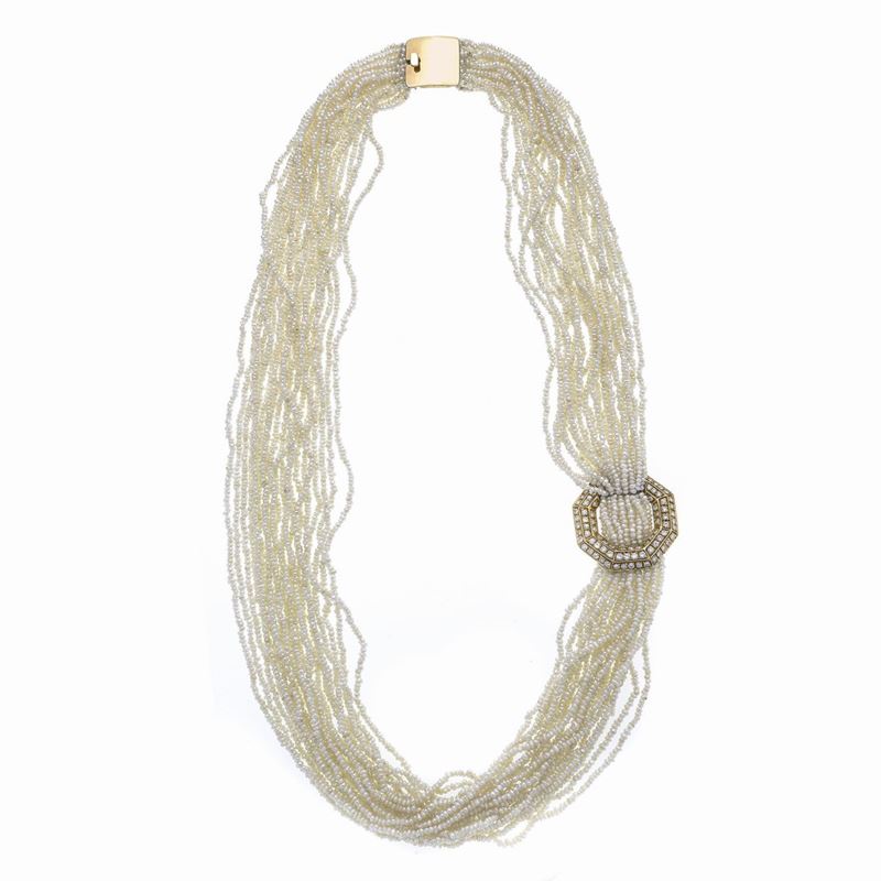 Collana millefili in microperle, oro giallo e diamanti