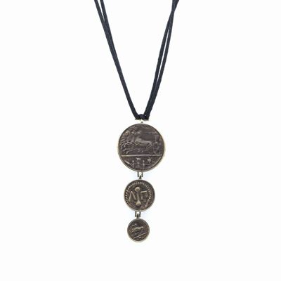 Collana in Oro Giallo, con Monete e Passamaneria