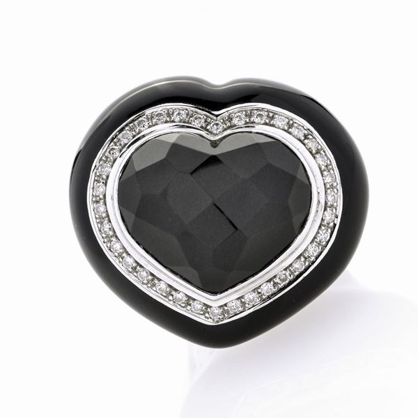 Ring in white gold, black enamel, onyx and diamonds