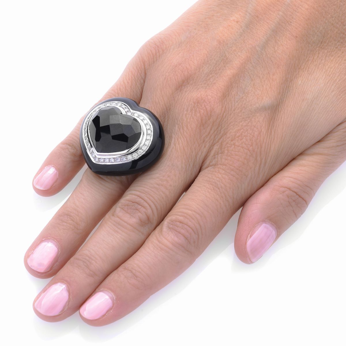 Anello in Oro Bianco, Smalto Nero, Onice e Diamanti