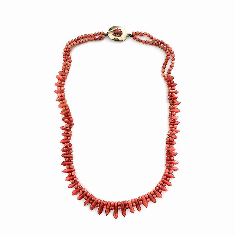 Girocollo in Corallo Rosso e Oro Giallo