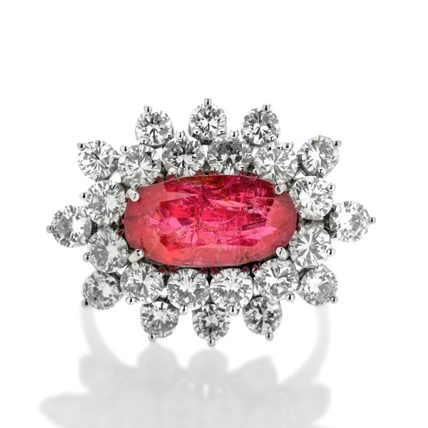 Ring in white gold, diamonds and natural pink spinel