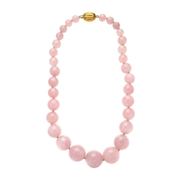 Necklace in pink quartz and yellow gold