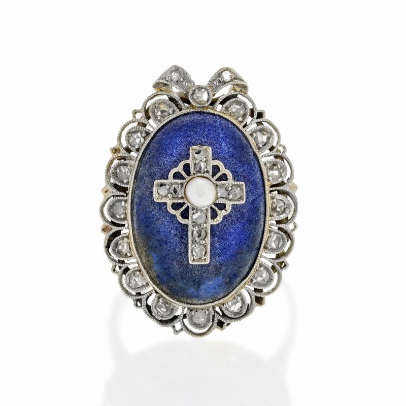 Anello religioso in oro a basso titolo, argento, diamanti, lapislazzulo e microperle