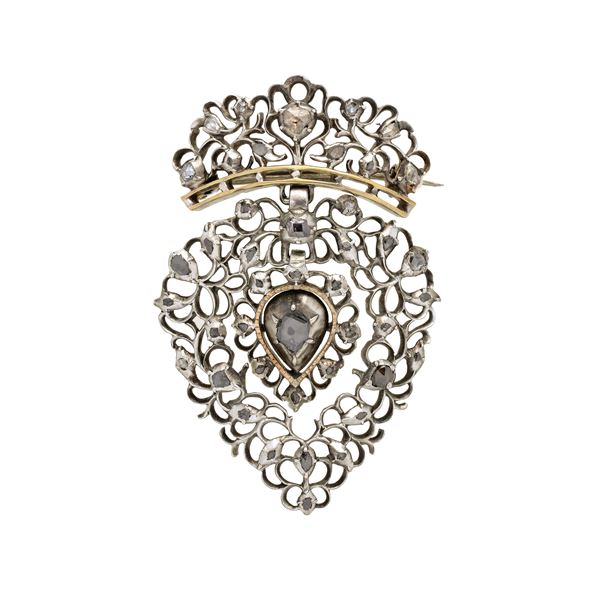 Engagement Heart Brooch in silver and diamonds