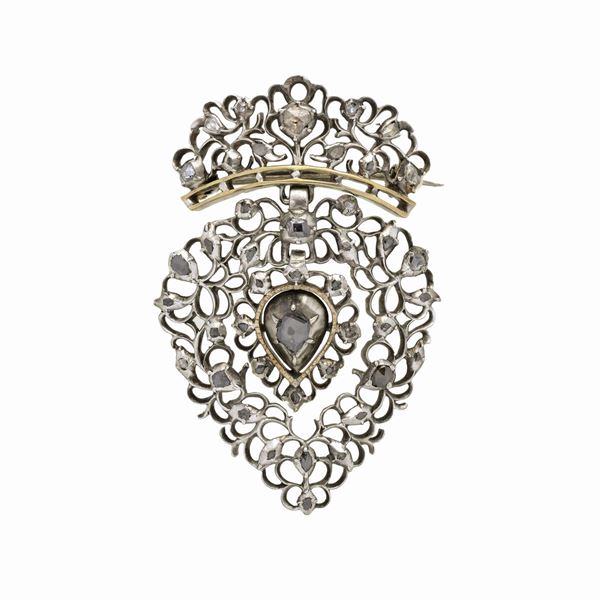 Engagement Heart Brooch in silver and diamonds