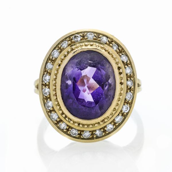 Ring in yellow gold, diamonds and amethyst