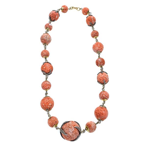 Large necklace in pink coral, yellow gold, silver and diamonds