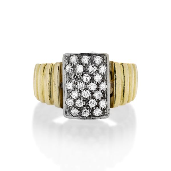 Ring in yellow gold, white gold and diamonds