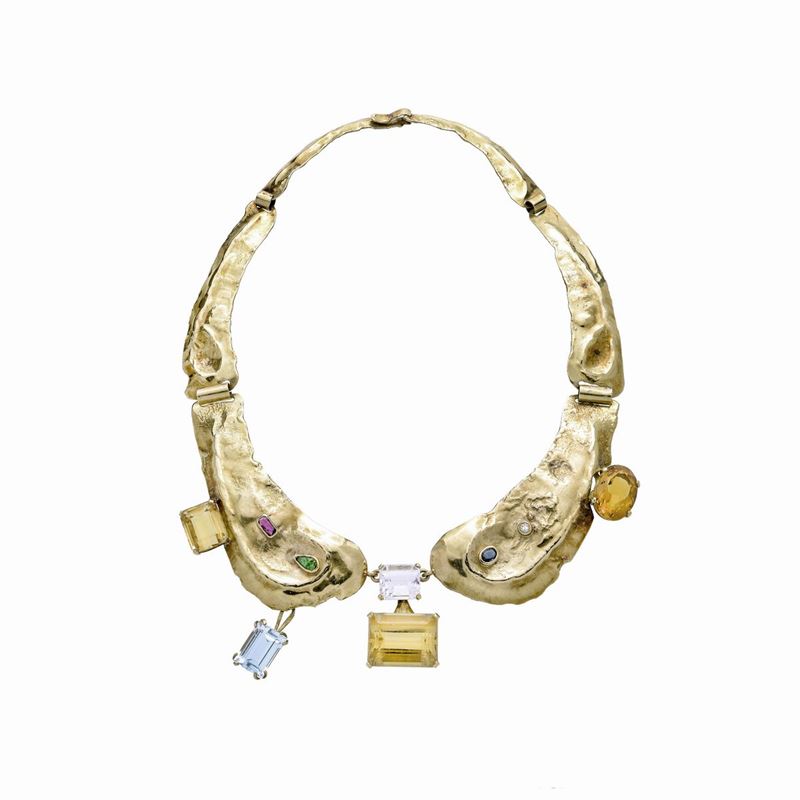 Collier in oro giallo, rubini, smeraldi, diamanti, quarzi citrini e acquamarina