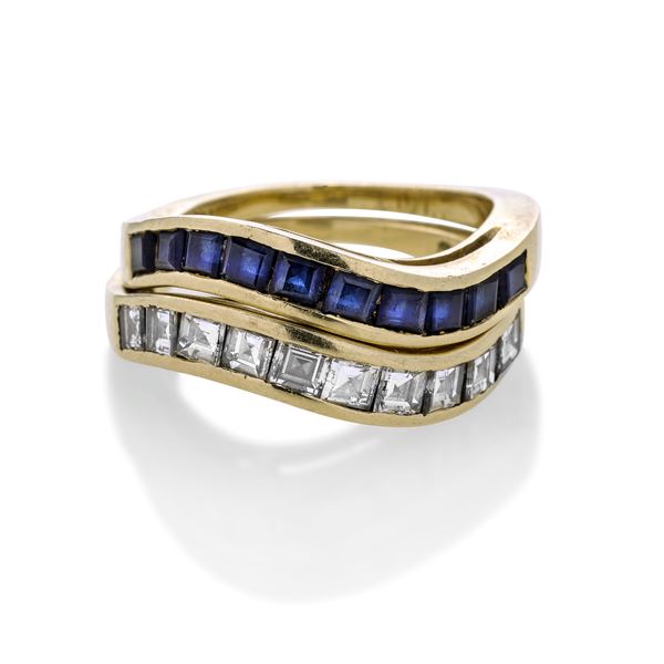 Double shaped ring in yellow gold, diamonds and sapphires