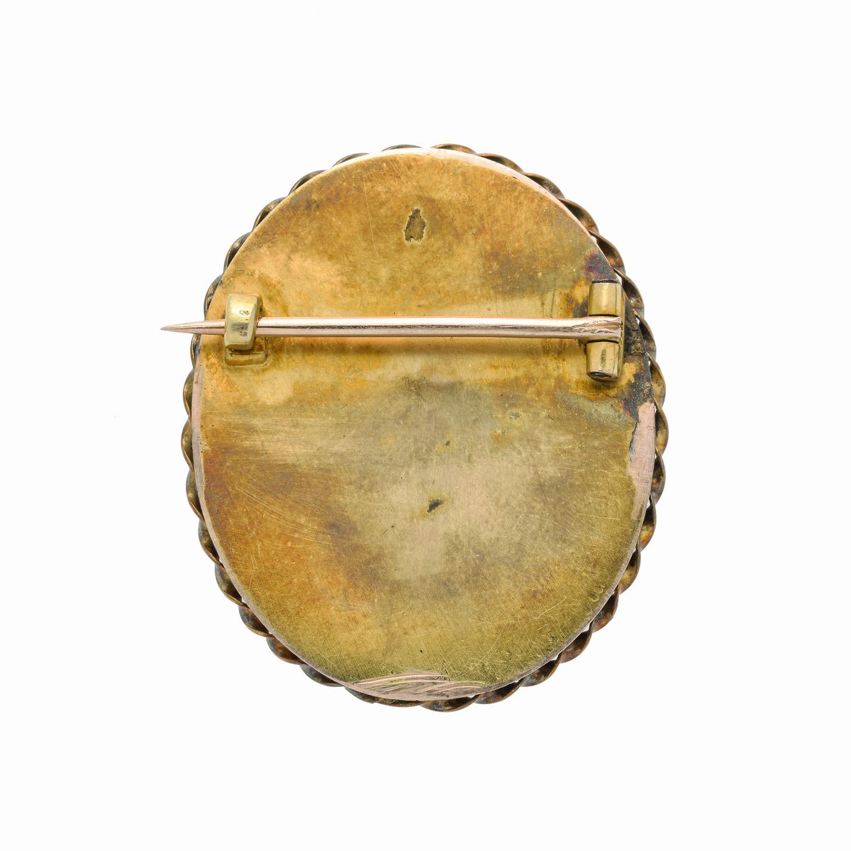 Spilla in Oro a Basso Titolo e Miniatura Dipinta