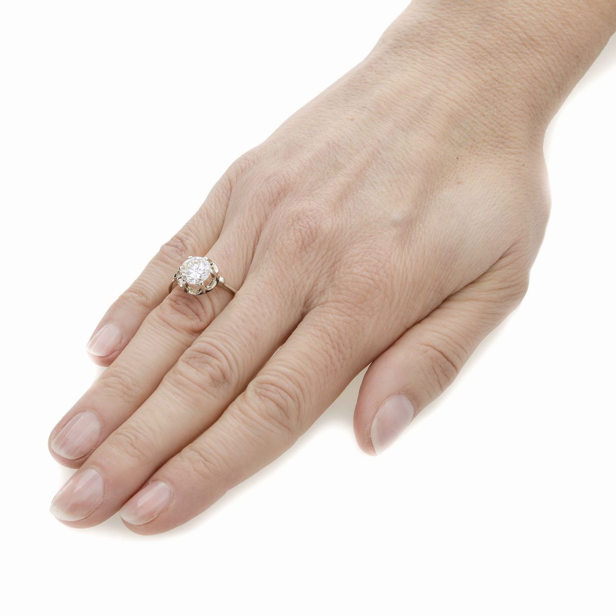 Anello solitario in oro bianco e diamante