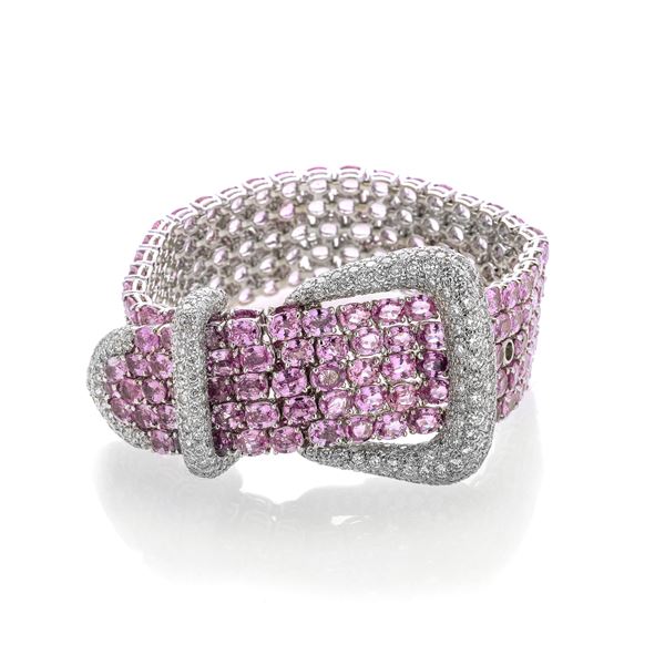 Belt bracelet in 18 kt white gold, diamonds and pink sapphires