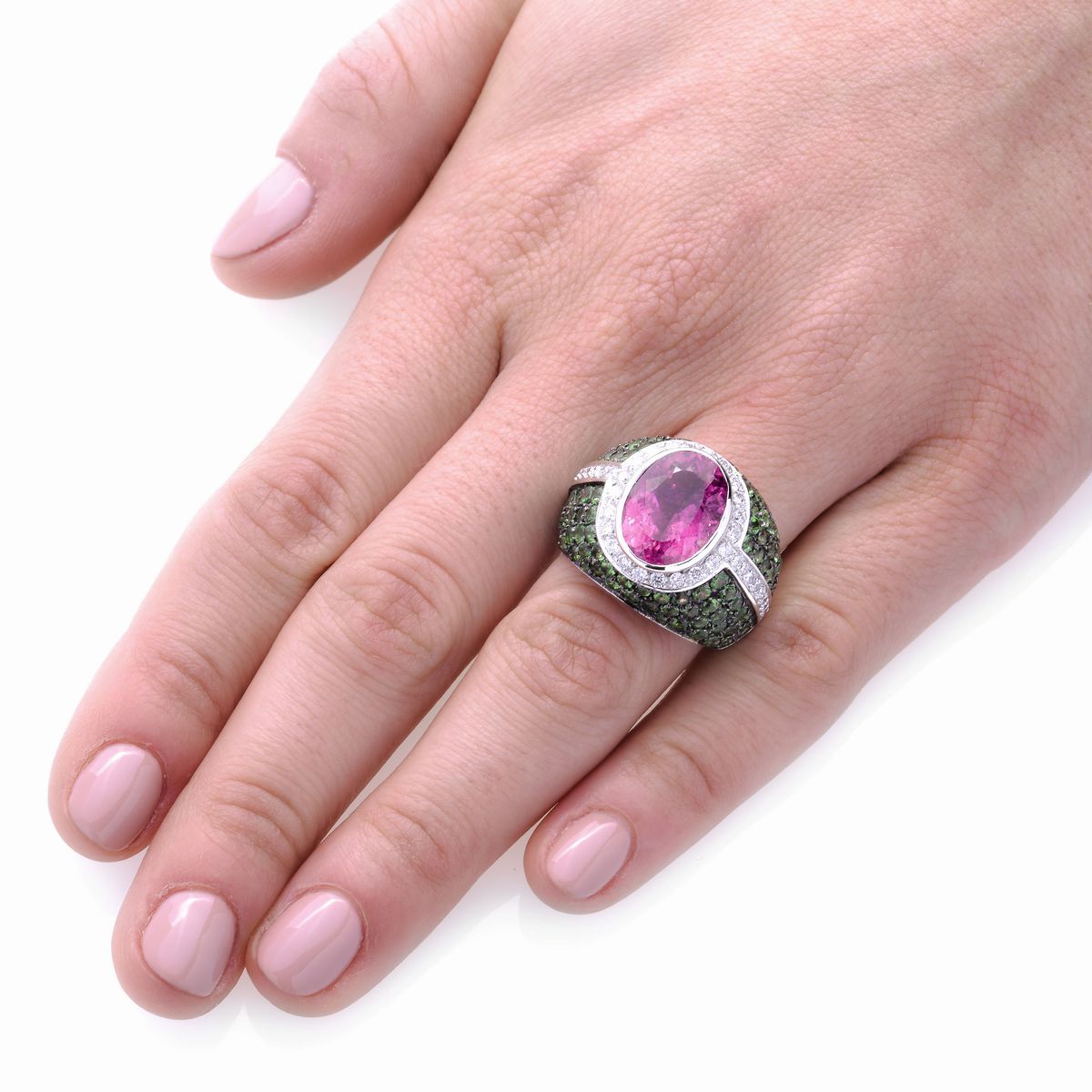 Anello in Oro Bianco, Diamanti, Peridoto Verde e Tormalina Rosa