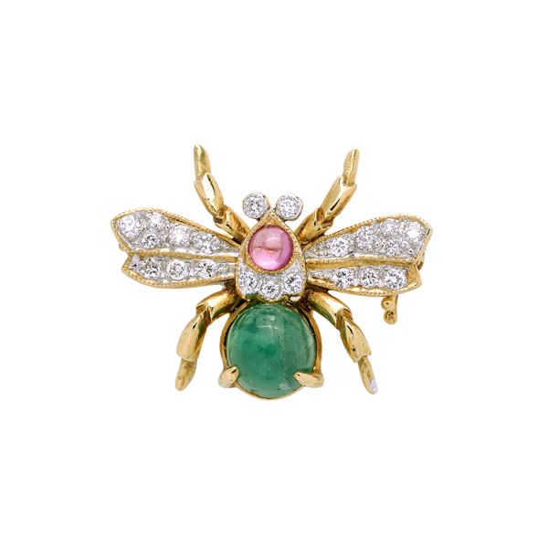 Smal fly brooch in yellow gold, ruby, diamonds and emerald