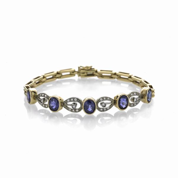 Bracciale in oro giallo, diamanti e zaffiri