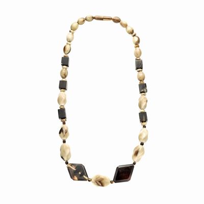 Collana in Oro Giallo, Corno e Tartaruga