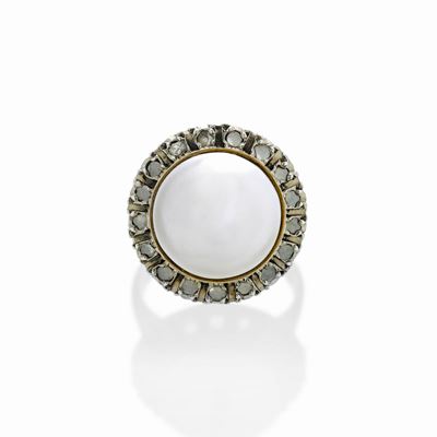 Anello in Oro Giallo, Argento, Diamanti e Perla Mabè