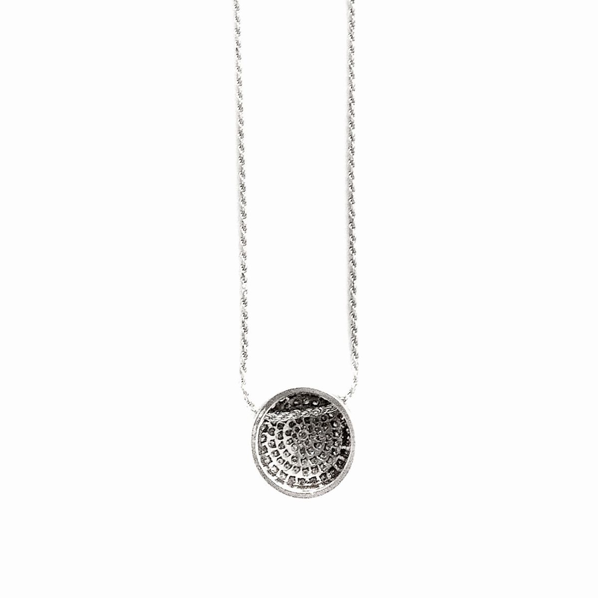 Pendente con catena in oro bianco e diamanti