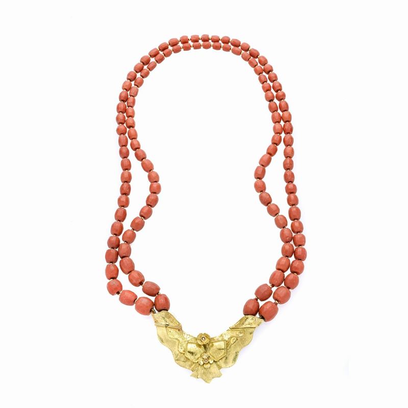 Collana in corallo rosso e oro giallo