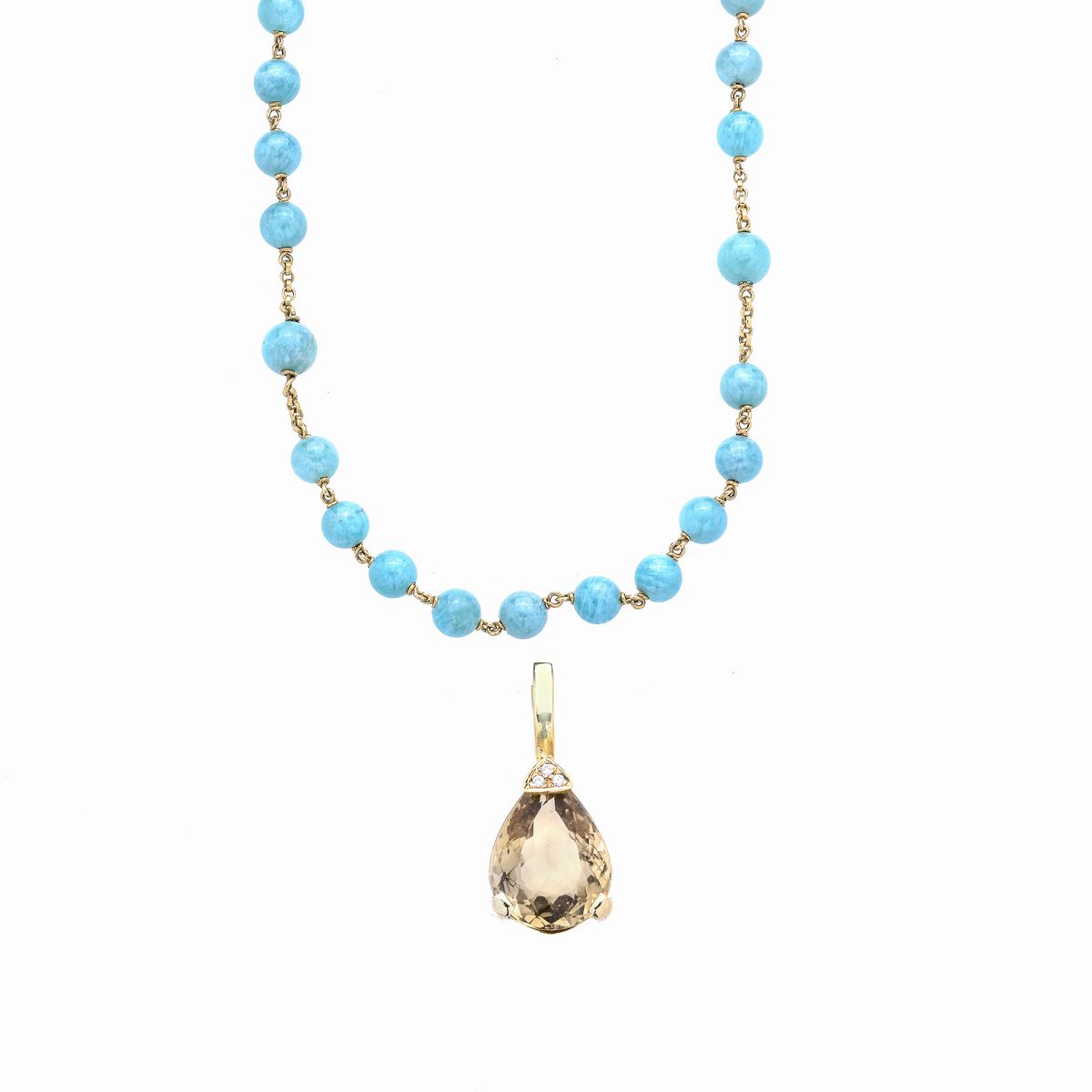 Collana in oro giallo e calcedonio azzurro con pendente in oro giallo, diamanti e quarzo citrino