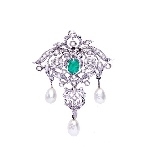 Pendant-brooch  - Auction Jewelry of the Twentieth Century and Watches - Curio - Casa d'aste in Firenze