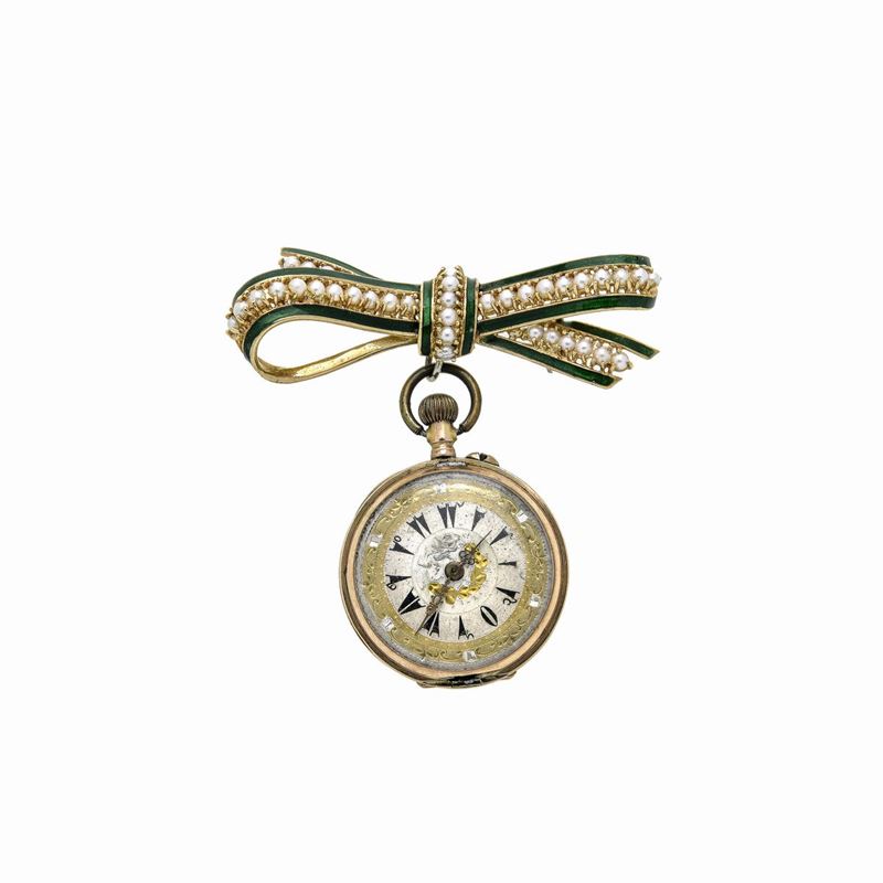 Spilla fiocco in oro giallo, smalto verde e microperle con orologio da tasca in oro 14kt