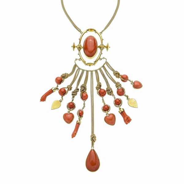 Importante collana in oro giallo e corallo rosso