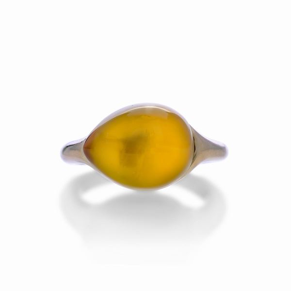 Anello in oro rosa 9 kt e pietra arancione