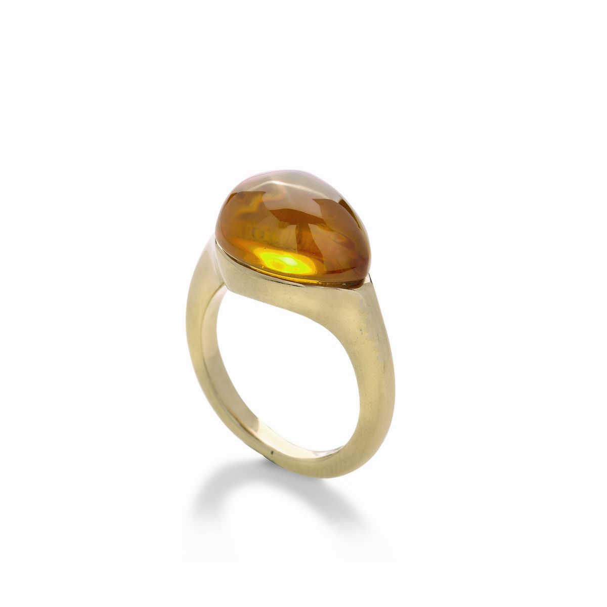 Anello in oro rosa 9 kt e pietra arancione