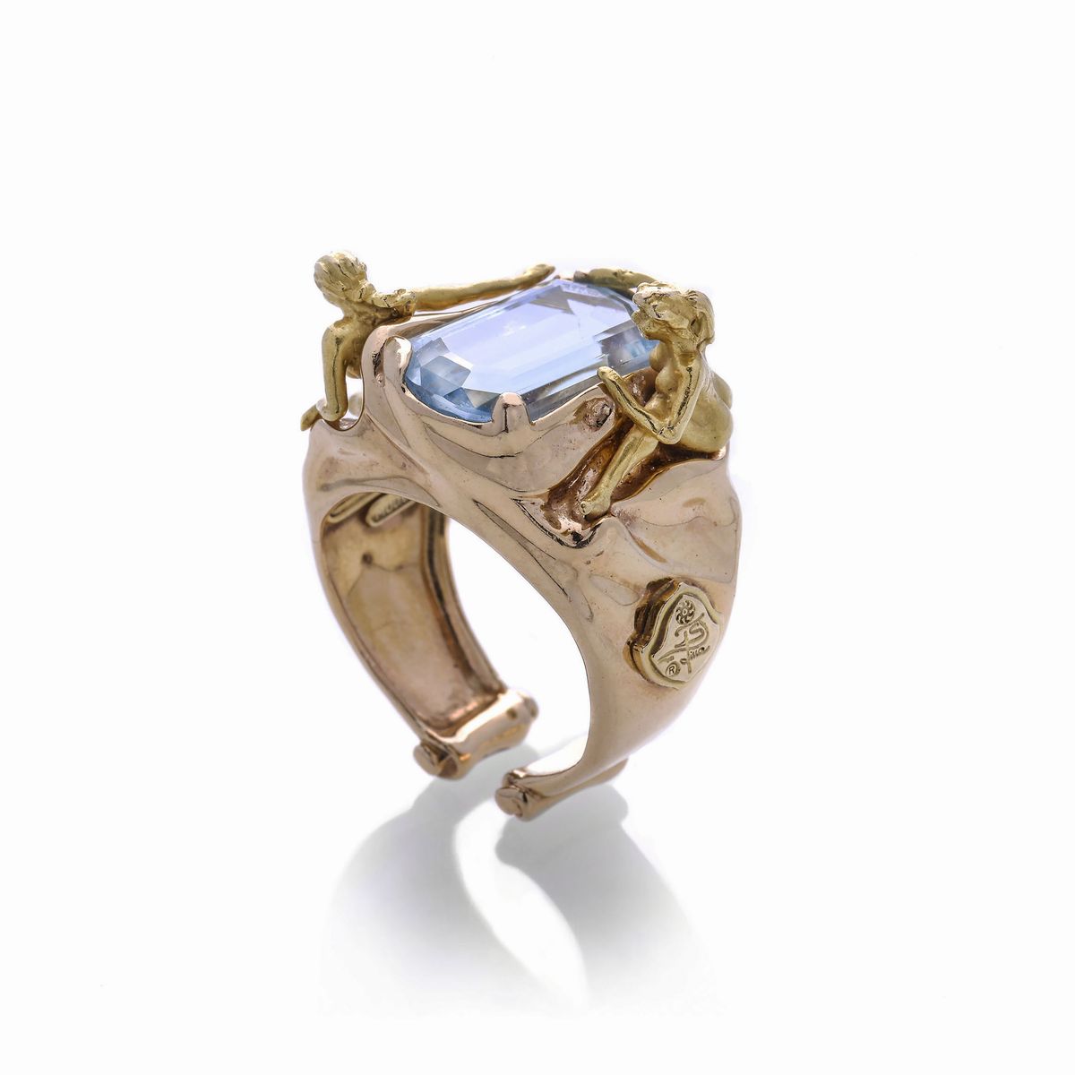 Anello Scultura in Oro Giallo e Pietra Azzurra