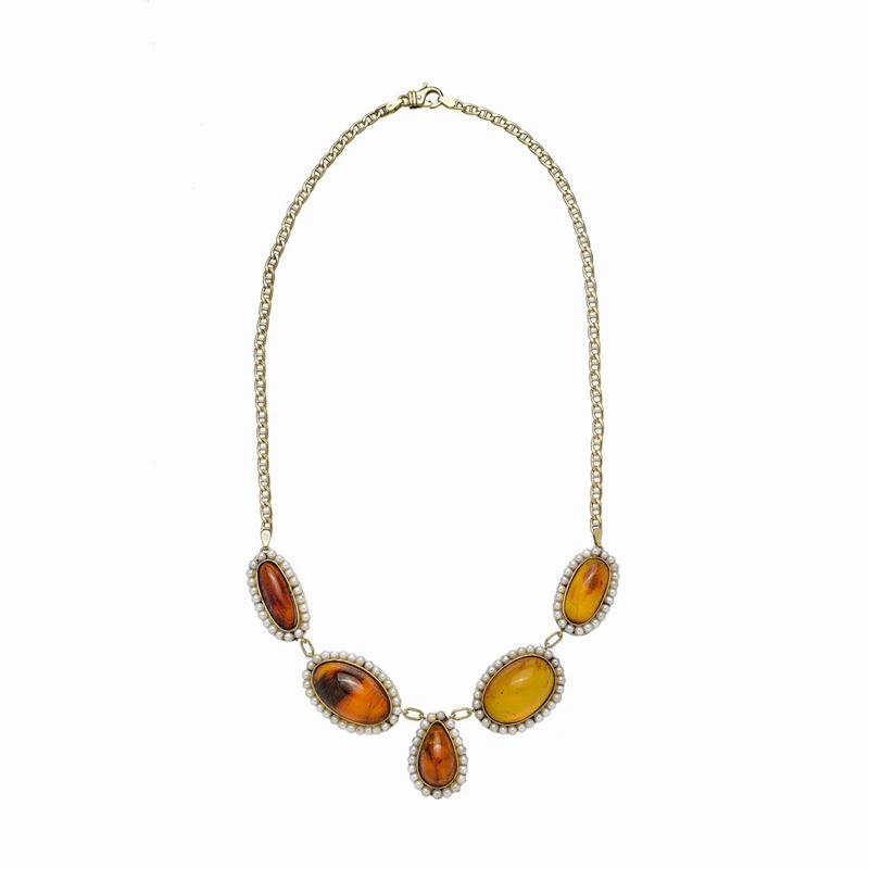 Collier in oro giallo, perle e ambra