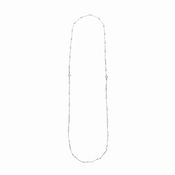 UNOAERRE - Due collane in oro bianco e perle UnoAerre