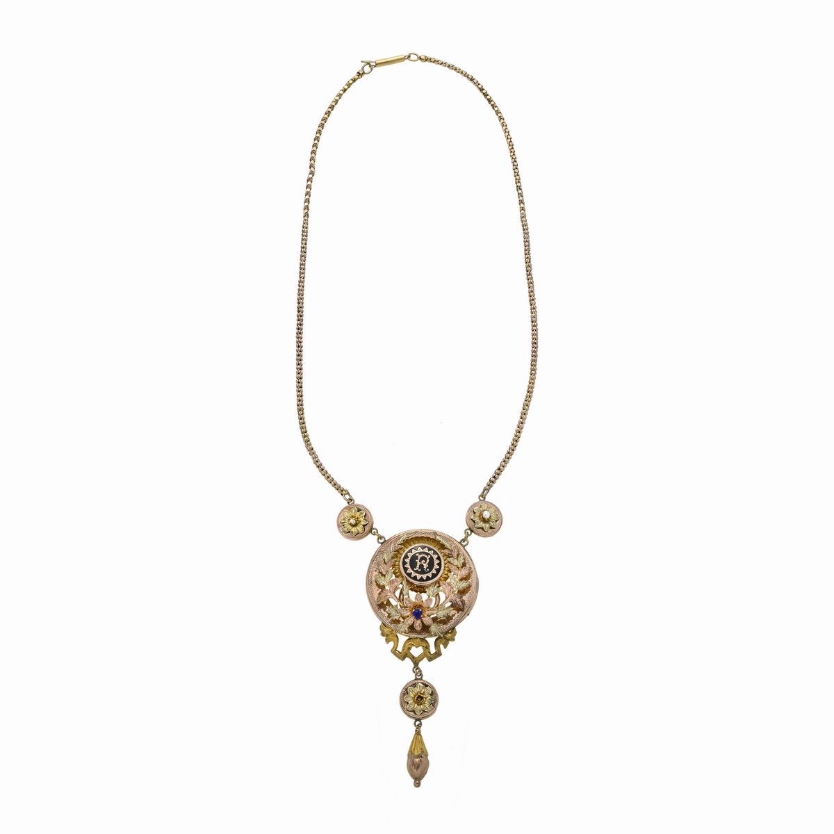 Lunga collana in oro a basso titolo, oro rosa, microperle e smalto nero