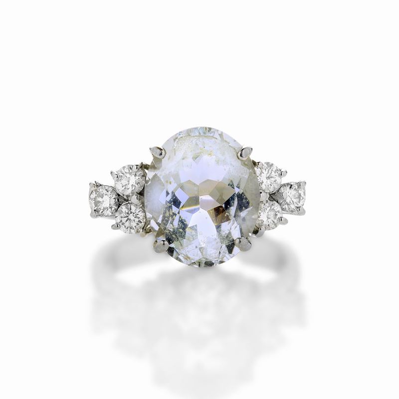 Anello in Oro Bianco, Diamanti e Acquamarina