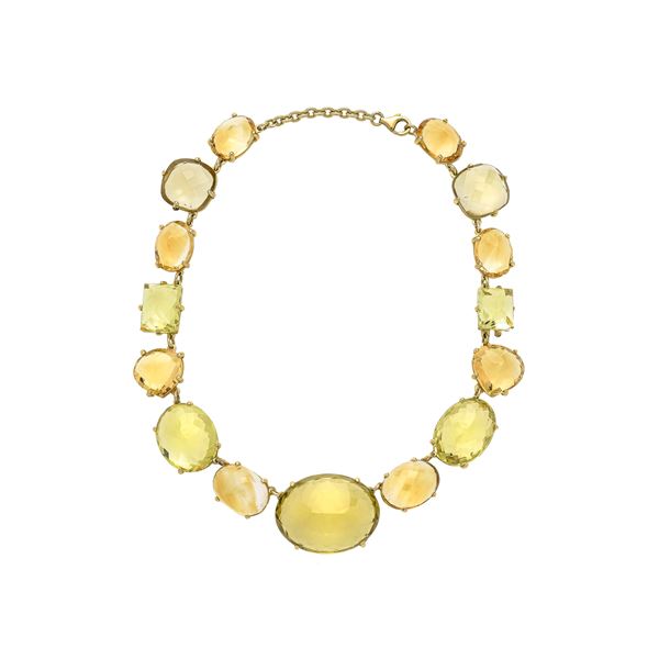 Necklace in yellow gold and quartz of different colors