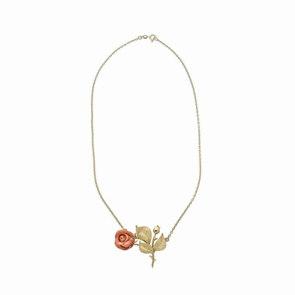 Catena e pendente in oro giallo e corallo rosa