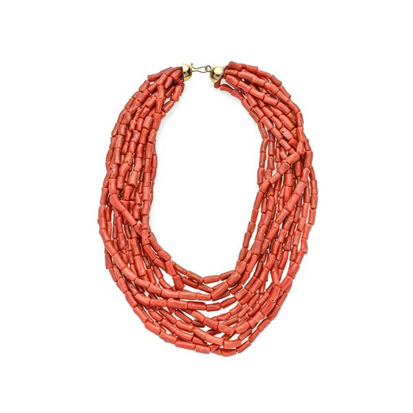 Millefile necklace in yellow gold and red coral