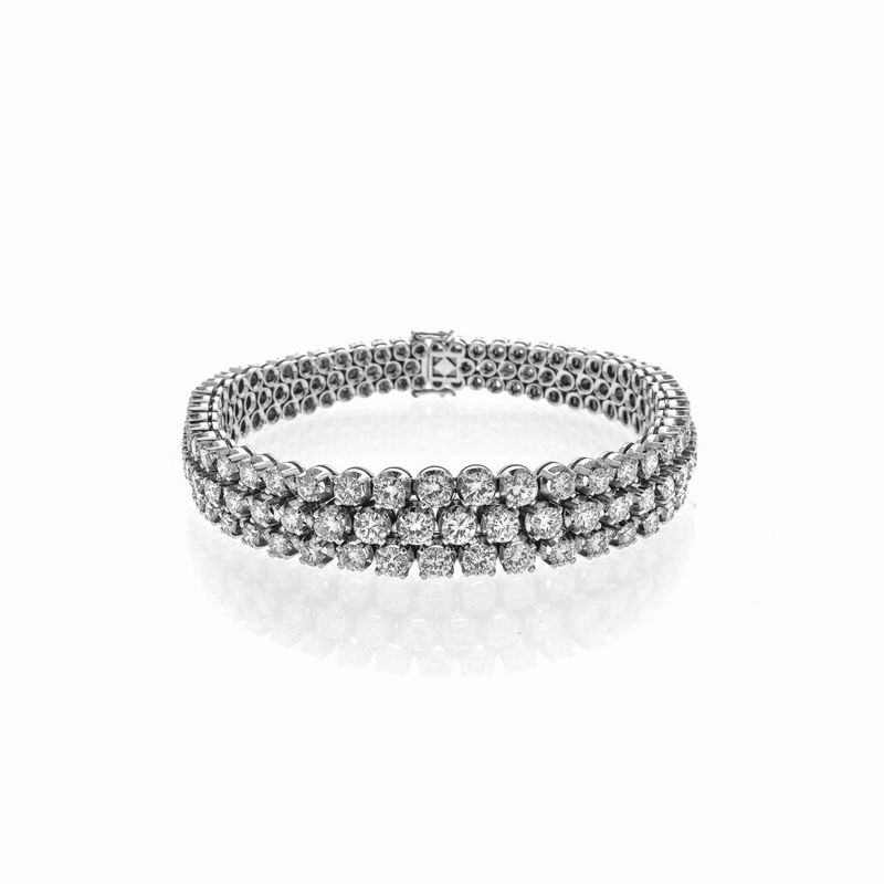 Importante bracciale in oro bianco e diamanti